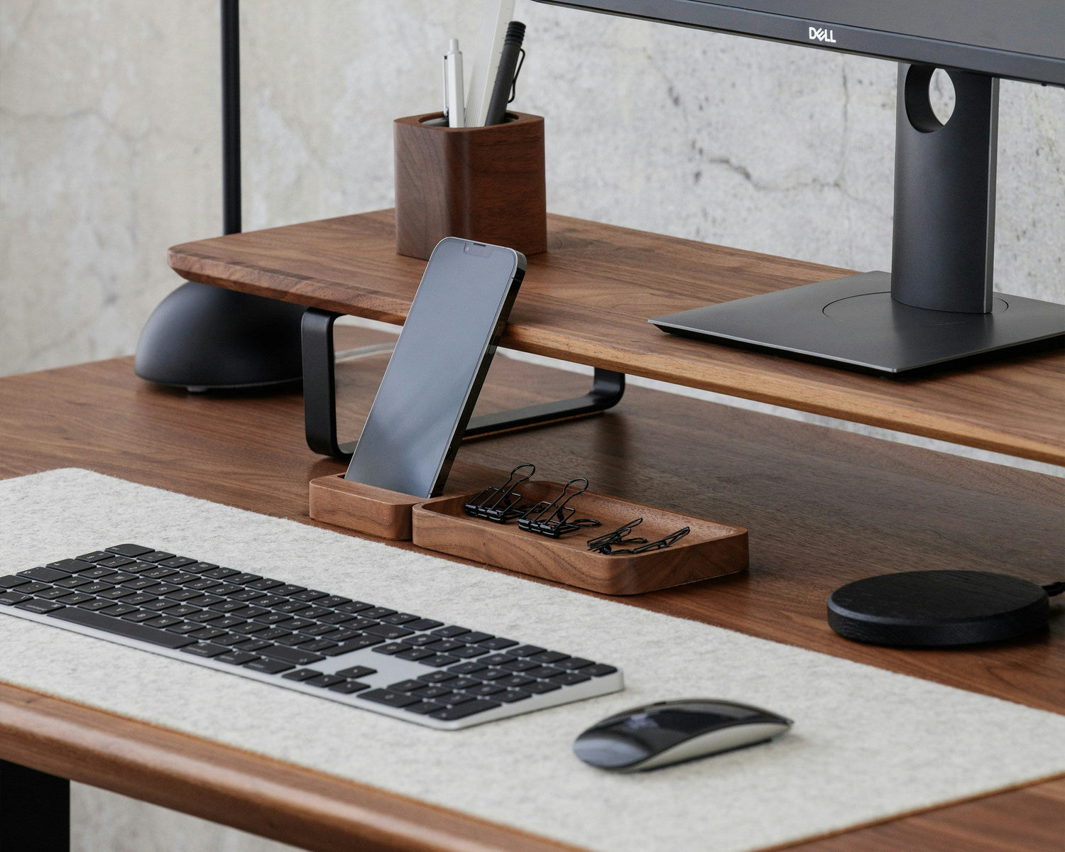 Tech & Smart Living